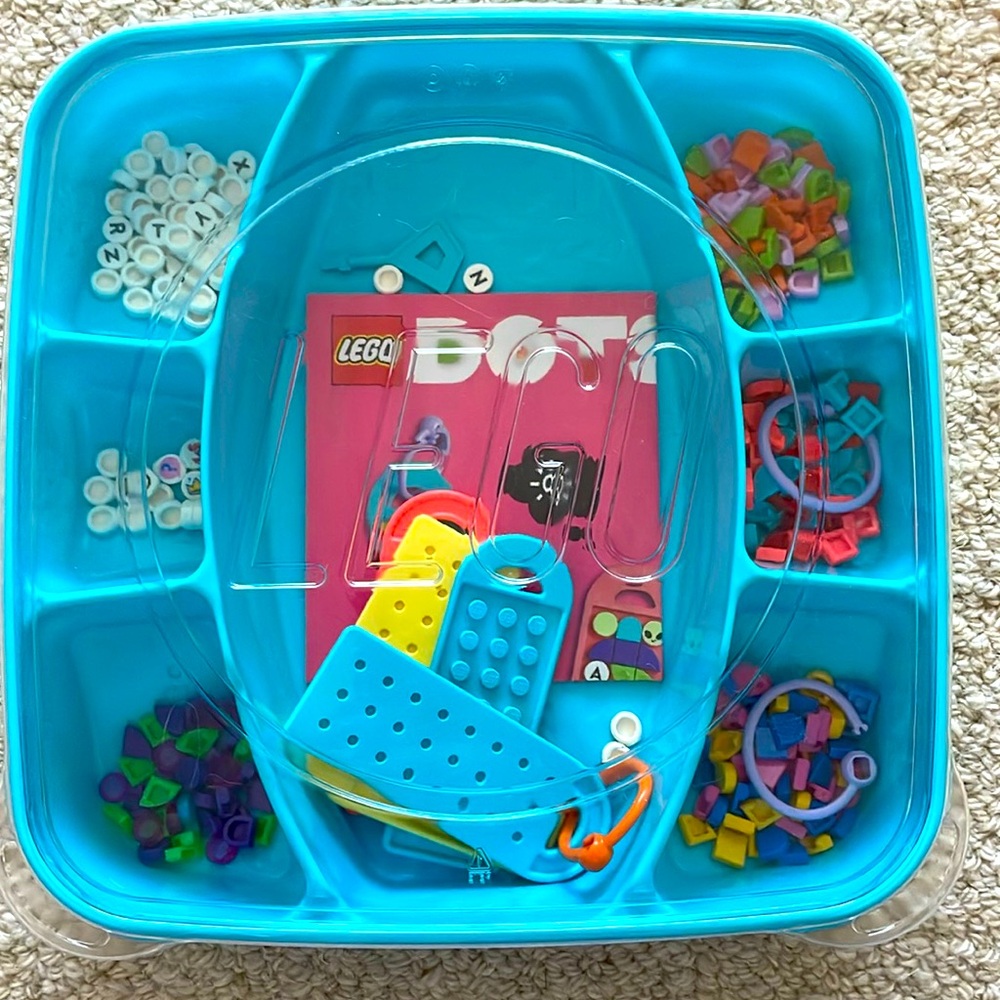 🌟 final sale!! Lego dots tags / keychains with second extra pieces box